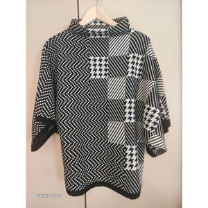 S14 Studio Nouveau pullover sweater with wide elbow-length boxy sleeves, NWOT